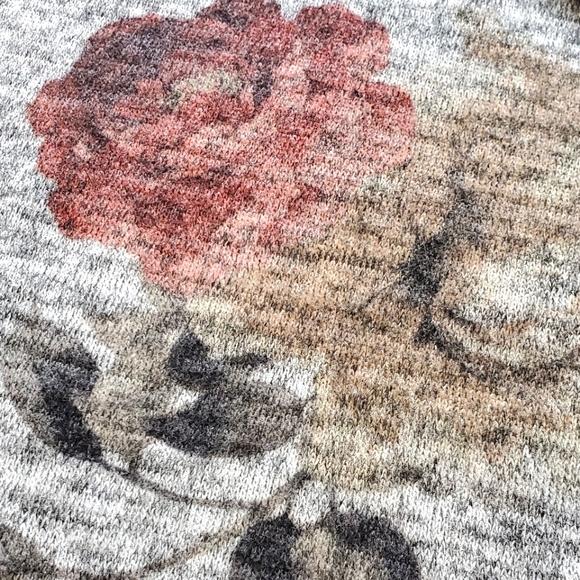 GAZE Floral Loose-Fitted V-Neck Sweater - Size S - Picture 4 of 6